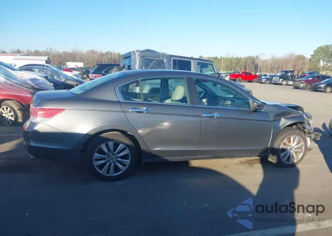 2011 Honda Accord 3.5 Ex-L из США, поврежденный, VIN 1HGCP3F80BA003972